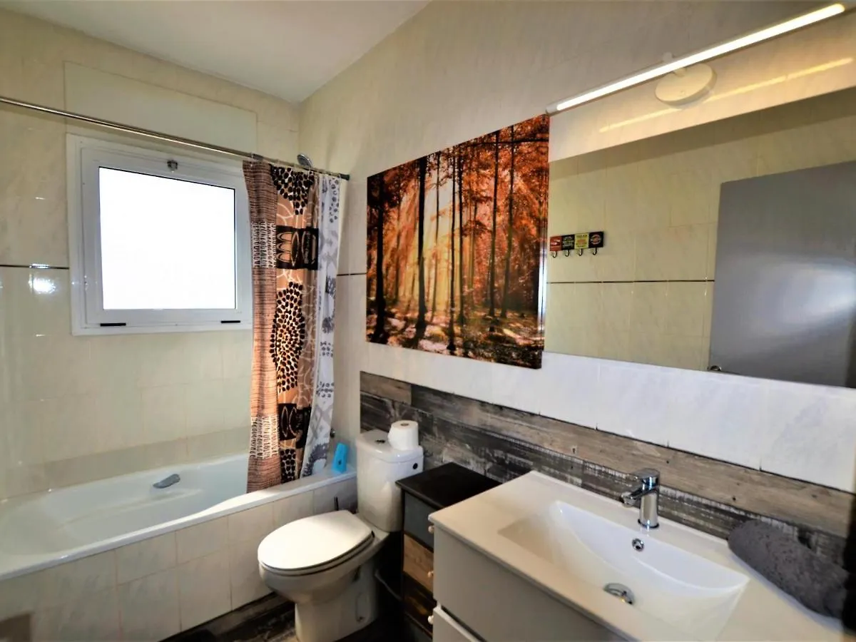 Appartamento Apartament Gina A 3 Kms D Lloret De Mar Vidreres